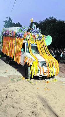 భక్తిశ్రద్ధలతో ఫణిగిరి ప్రదక్షిణ 1