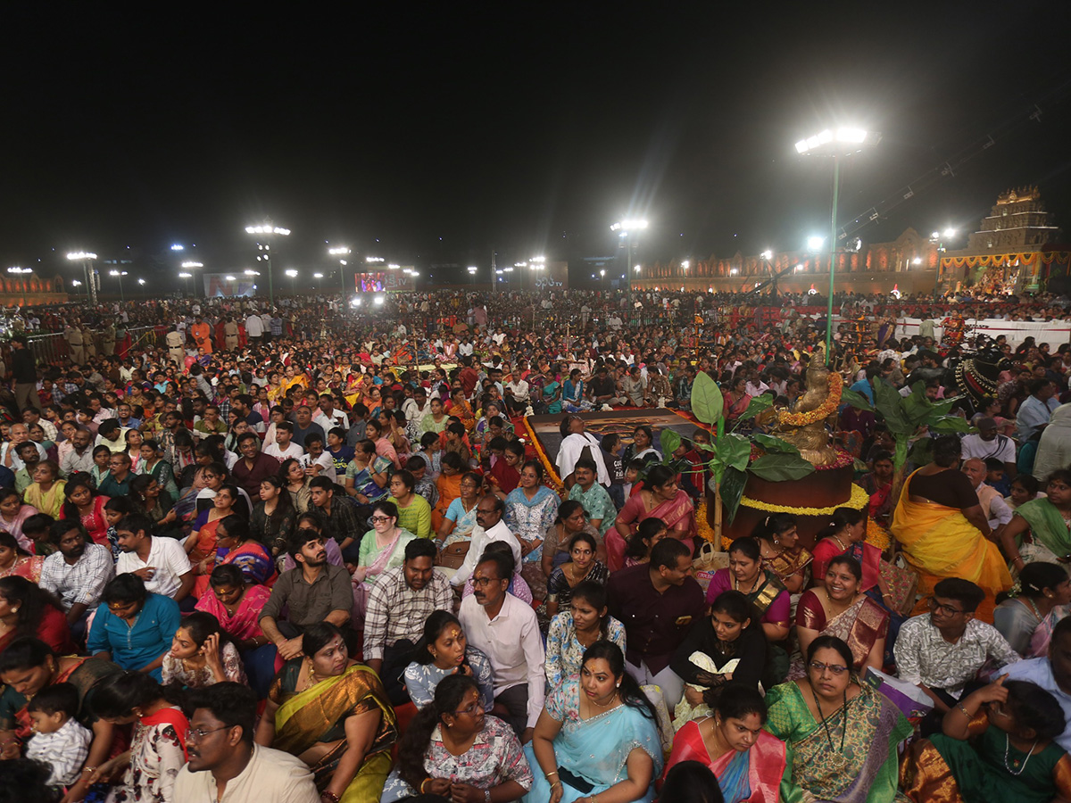 Koti Deepotsavam 2025 Hyderabad at NTR Stadium Photos22