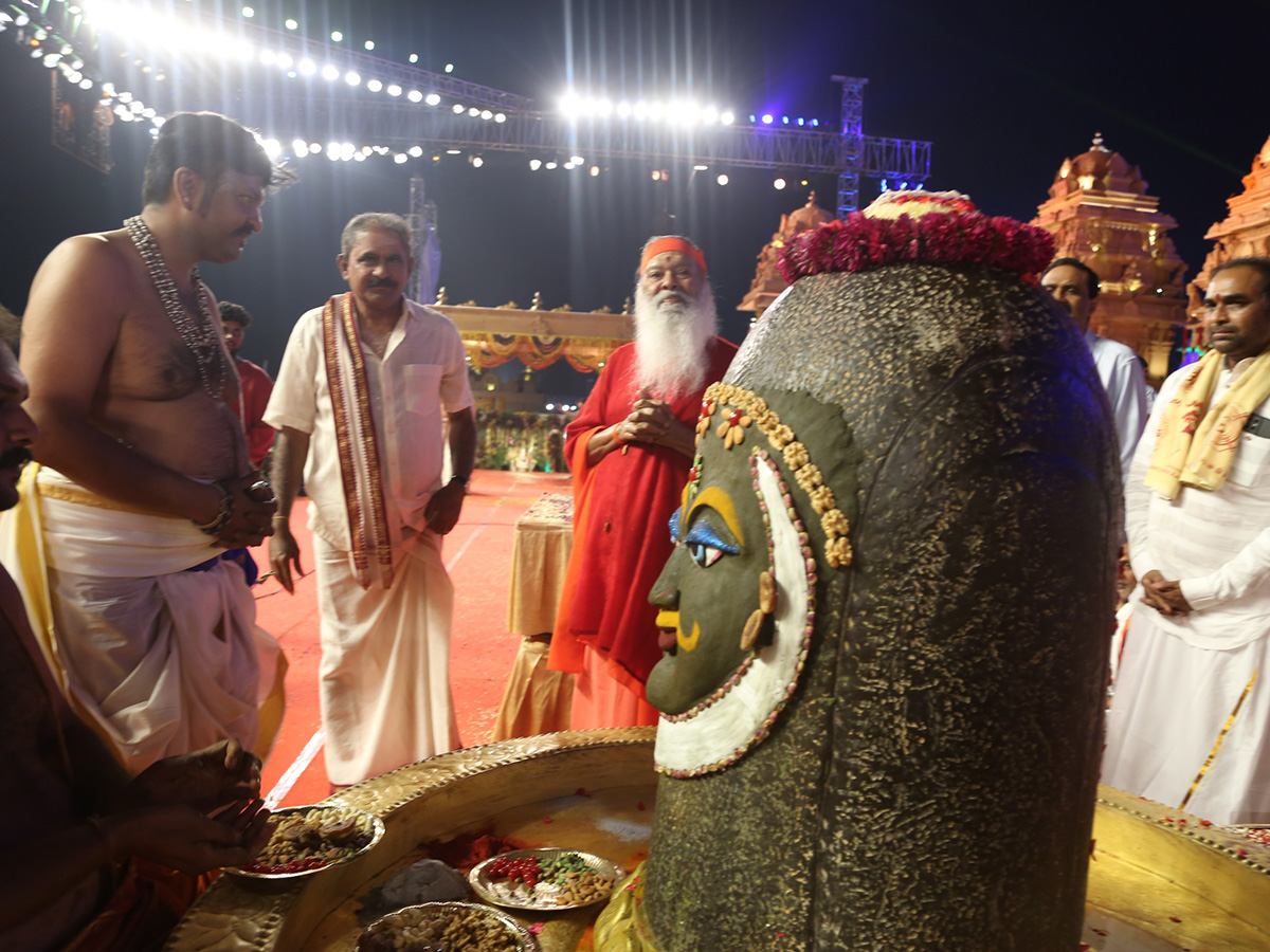 Koti Deepotsavam 2025 Hyderabad at NTR Stadium Photos5