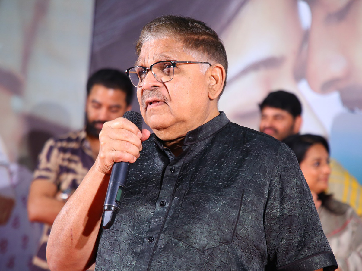 Rashmika The Girlfriend Movie Pre Release Press Meet Photos12