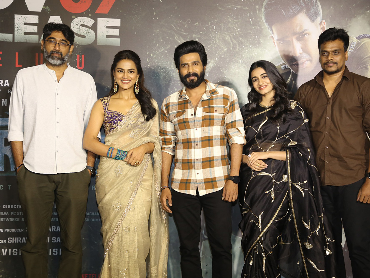 Vishnu Vishal Aaryan Movie Pre Release Photos 2