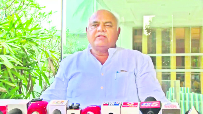 పతాక స్థాయికి చెరుకు రైతుల పోరాటం 1