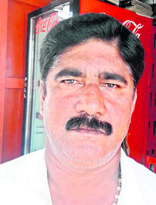 కాజీపేటలో రెచ్చిపోతున్న గిరిగిరి వ్యాపారులు1