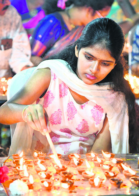 లక్ష దీపోత్సవం ప్రారంభం 2