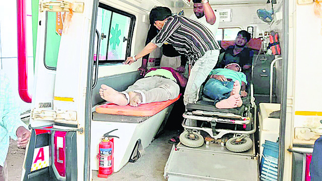 రోడ్డు ప్రమాదంలో ఫారెస్టర్‌ మృతి 1