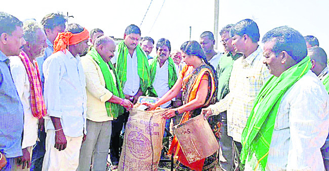 15న స్పెషల్‌ లోక్‌ అదాలత్‌
2