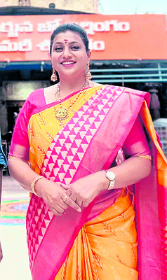 పరిమితికి మించి విద్యార్థులను ఎక్కించొద్దు 1