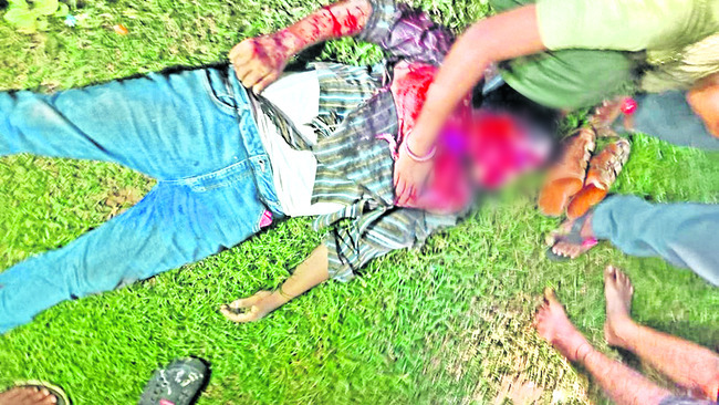 రోడ్డు దాటుతూ ప్రమాదానికి గురై వ్యక్తి మృతి 1