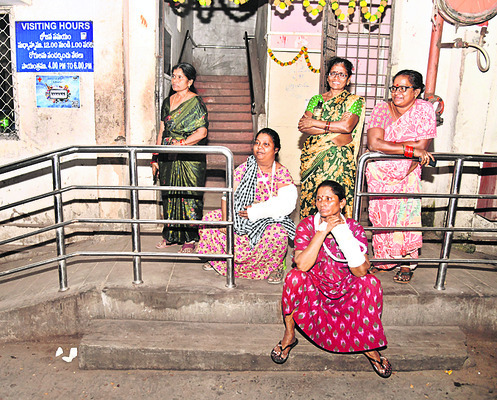 చీకట్లు5