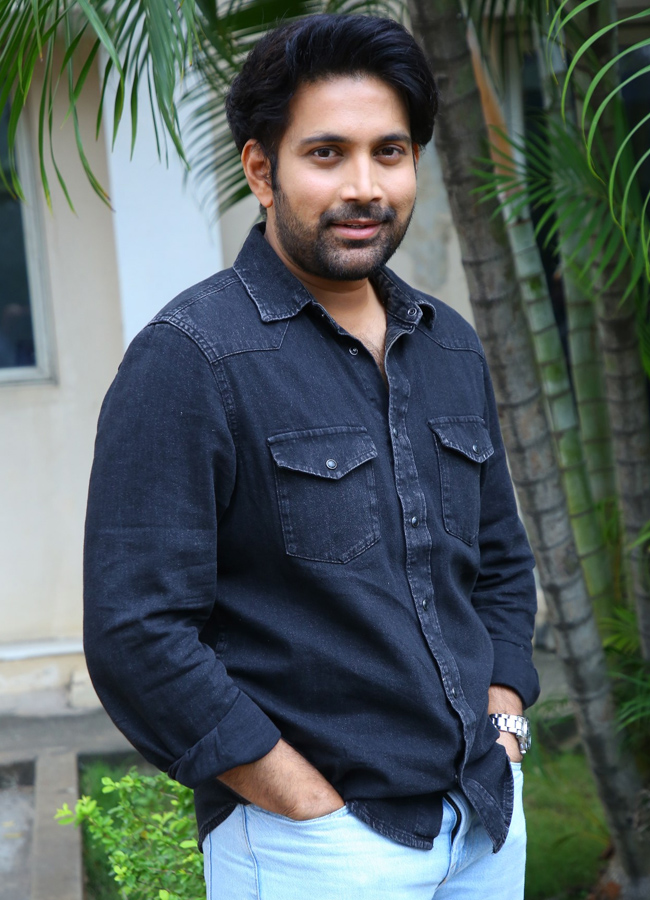 Celebrities at the 'Santana Praptirastu' movie trailer launch event (photos)14