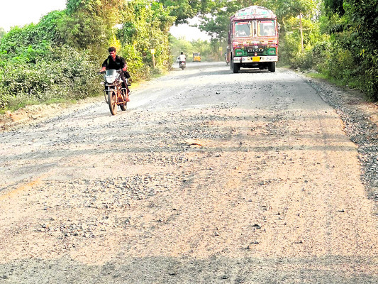 రోడ్లపై బుల్లెట్లు!1