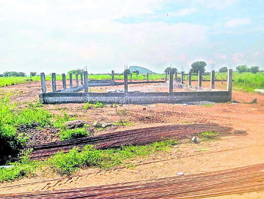 ఎస్సారెస్పీ భూముల కబ్జా2