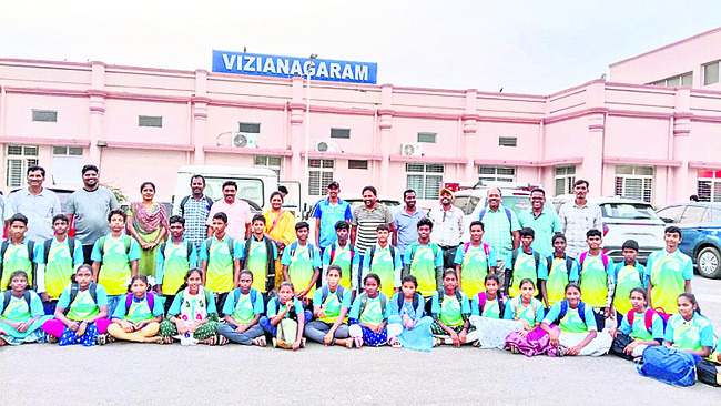 అథ్లెటిక్స్‌ పోటీలకు జిల్లా అండర్‌–14 జట్టు 1