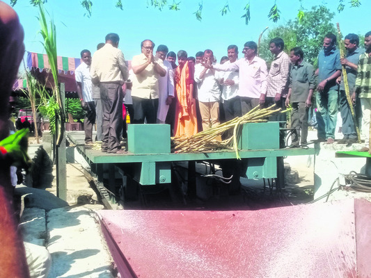 15న బీసీ ఆక్రోశ సభ
1