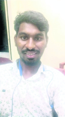 ఇంటి ముందే మట్టి పోశారు
1