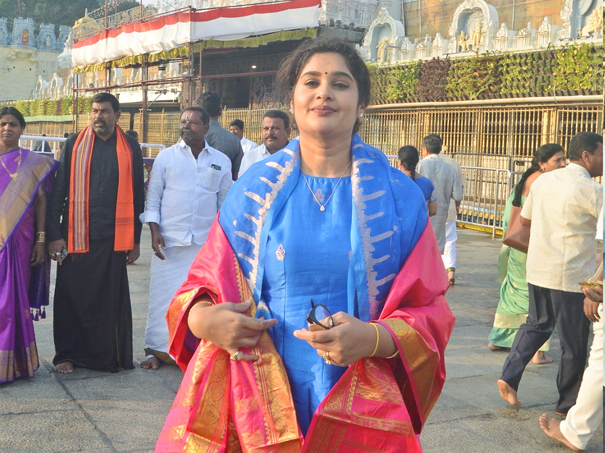 Celebrities and Politicians Visited Tirumala Temple Photos9
