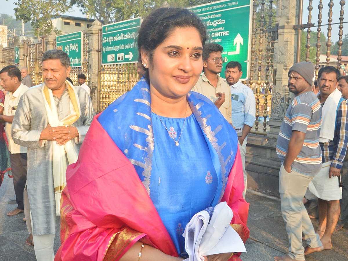 Celebrities and Politicians Visited Tirumala Temple Photos5