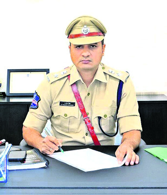 తనిఖీలు ముమ్మరం!1