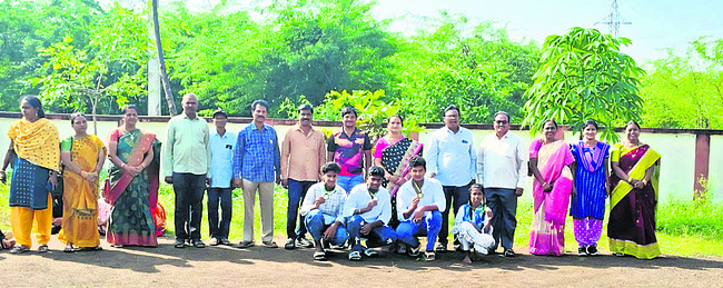 బాలాలయంలోనే  పైడితల్లి దర్శనం 1