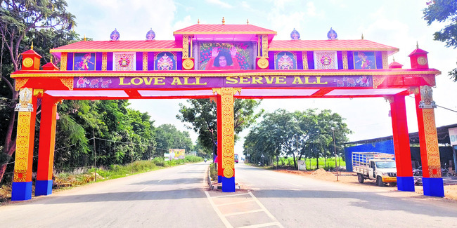 శత ఉత్సవం.. వర్ణ శోభితం 1