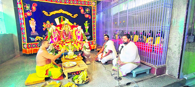 వైభవంగా నృసింహుని కల్యాణం 1