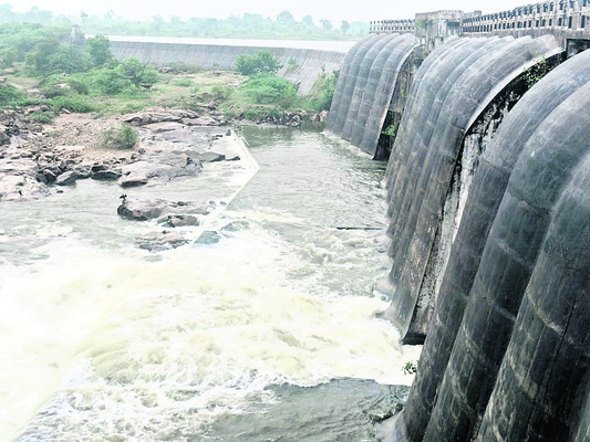 సరళాసాగర్‌.. రికార్డు 1