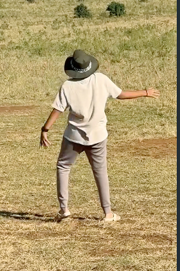 Anchor Anasuya Son Ayanssh Bharadwaj birthday celebrations Photos3