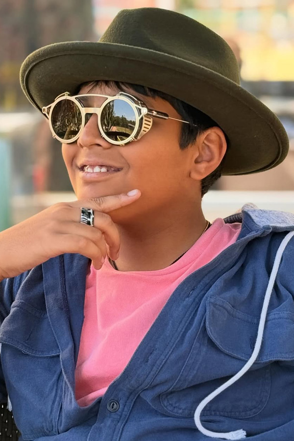 Anchor Anasuya Son Ayanssh Bharadwaj birthday celebrations Photos9