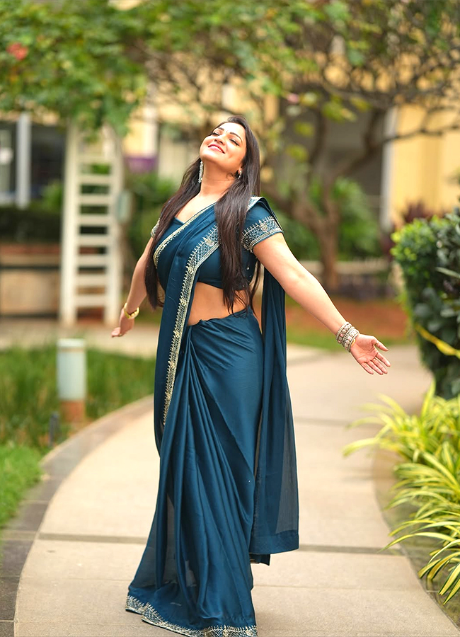 Bigg Boss Ashwini Sree HD Photos19