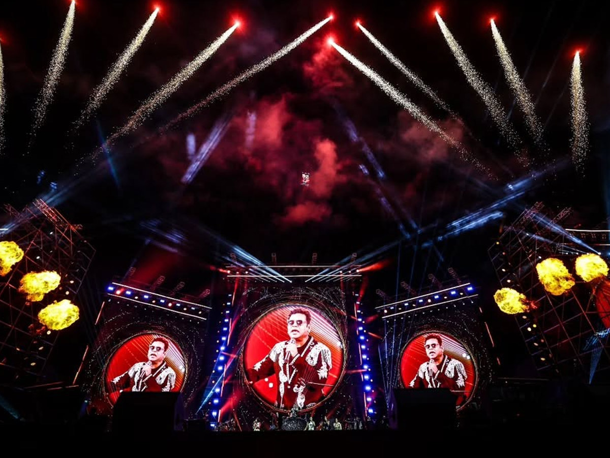 Ram Charan, Janhvi Kapoor join AR Rahman At Hyderabad concert Photos3