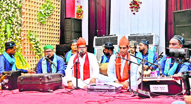 అలరించిన ఖవ్వాలీ2