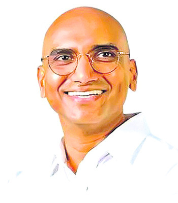 కట్టుబాట్ల పేరు.. మారని తీరు 1