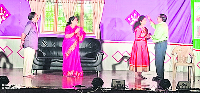 రసవత్తరంగా నాటిక పోటీలు 
1