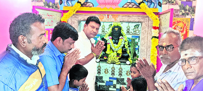 కనులపండువగా మహాకుంభాభిషేకం 1