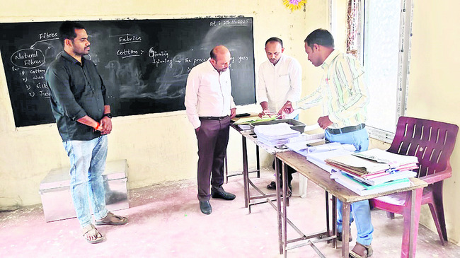 ఏకగ్రీవమే..! 
1