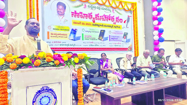 జాతీయ రహదారిపై వాహనాల రద్దీ1