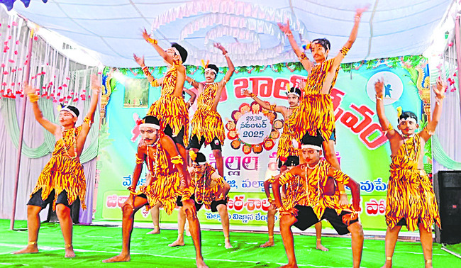 బాలోత్సవంలో సందడే.. సందడి 1