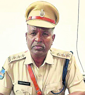 సరిహద్దు చెక్‌పోస్టులు తనిఖీ1