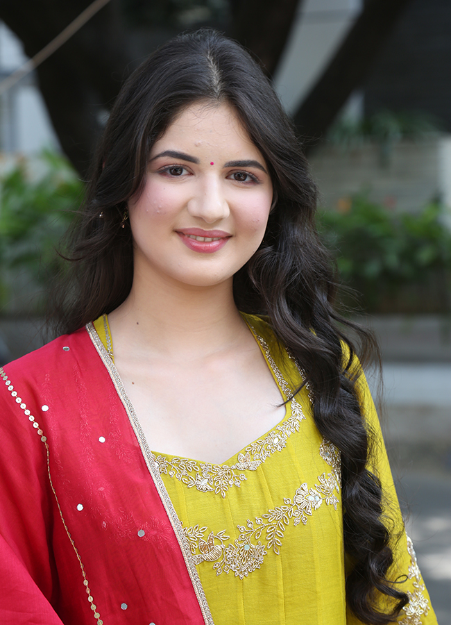 Actress Harshaali Malhotra Interview in Akhanda 2 Movie2