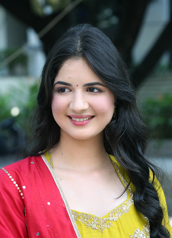 Actress Harshaali Malhotra Interview in Akhanda 2 Movie4