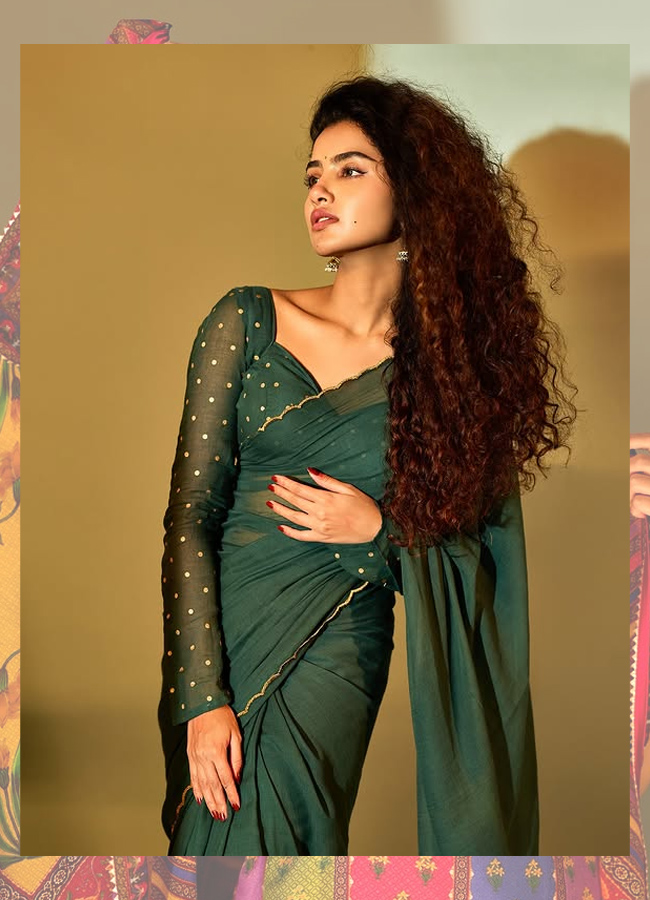 Anupama Paradha movie poses in a colorful dress (photos)14