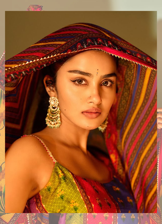 Anupama Paradha movie poses in a colorful dress (photos)8