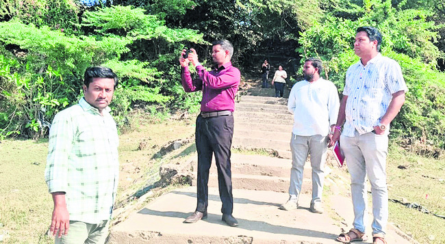 పెద్దమ్మతల్లి ఆలయంలో పూజలు
2