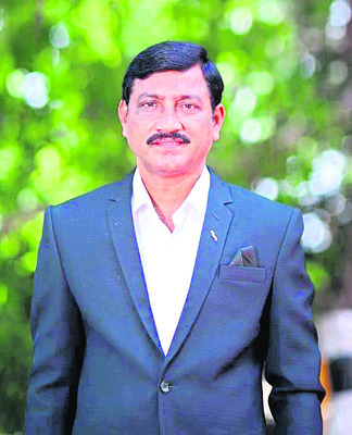 ఉద్యోగులు  అప్రమత్తంగా ఉండాలి 
1