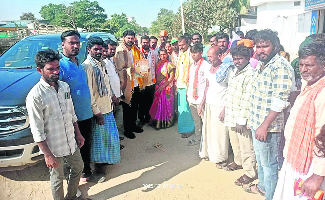 బాండు పేపర్‌ రాసి..  హామీ ఇచ్చి 
1