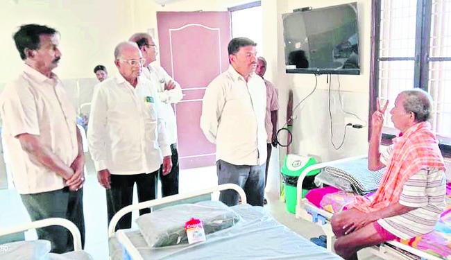 వృద్ధులకు చట్టపరమైన రక్షణ అవసరం2