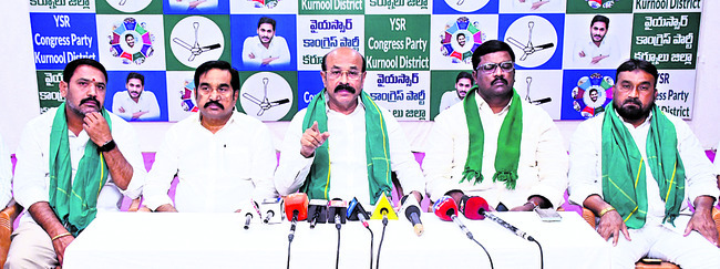 వలసలే దిక్కు 1