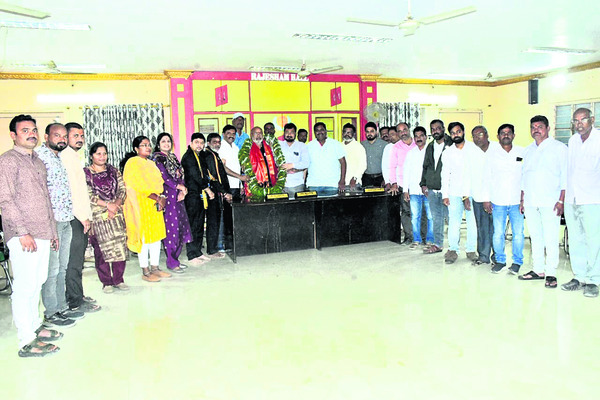 ‘స్నేహిత’తో ఆత్మస్థైర్యం2