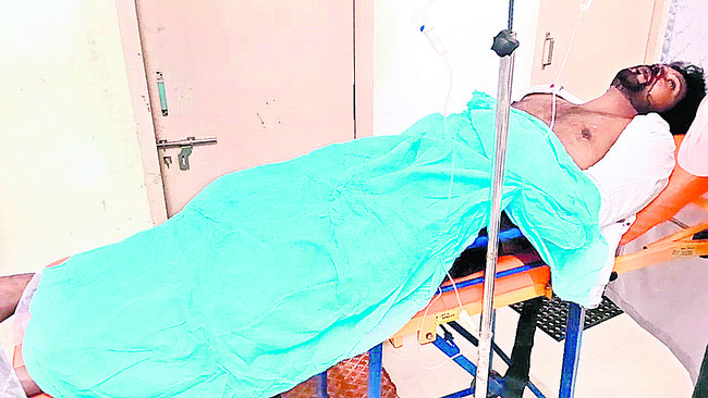 దైవదర్శనానికి వెళ్తూ కానరాని లోకాలకు 
3