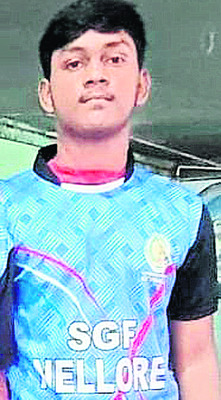 రోడ్డు ప్రమాదంలో  గుర్తు తెలియని వ్యక్తి మృతి 1